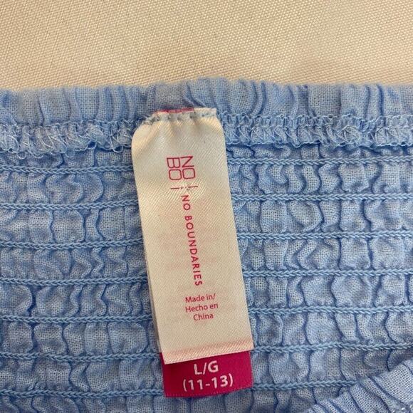 No Boundaries Blouse Womens Large Blue Smocked Empire 3/4 Sleeve Ruched - Picture 2 of 10
